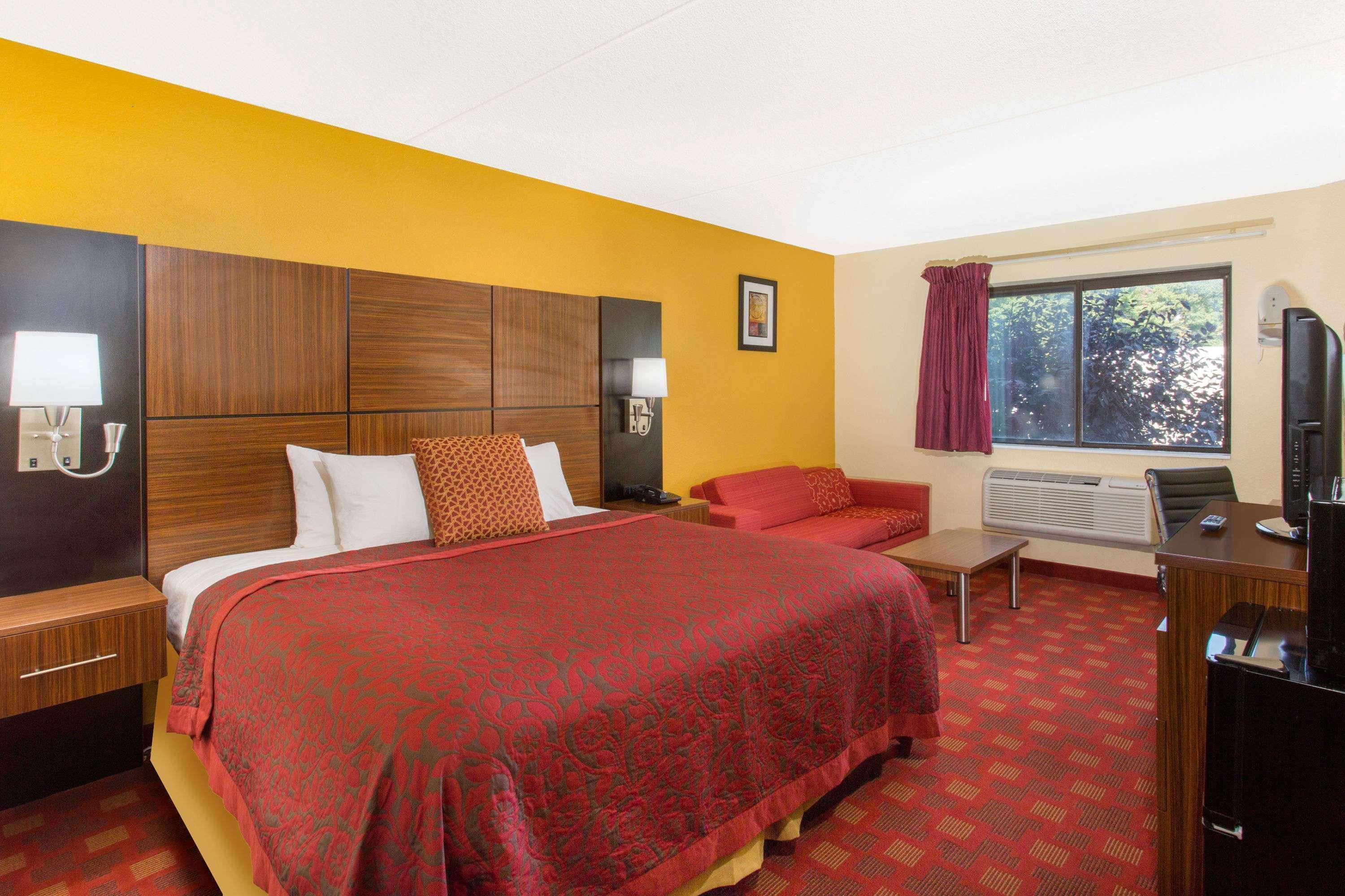 Days Inn By Wyndham Leominster/Fitchburg Area Bagian luar foto